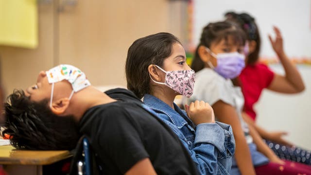 Alameda students must wear masks indoors and outdoors, get tested for COVID