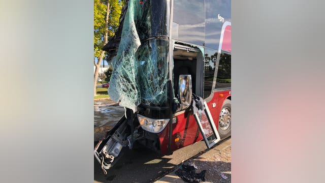 Driver of double-decker bus extracted from vehicle after crashing in Fremont, hospitalized