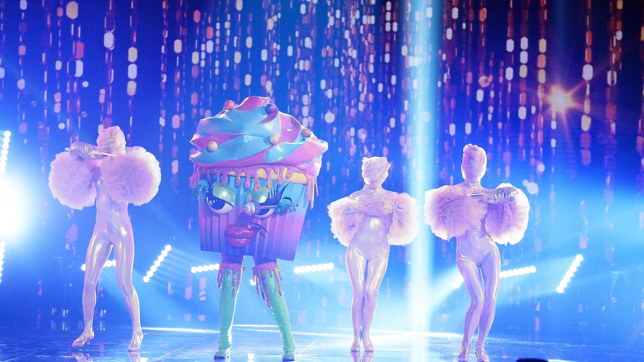 'The Masked Singer' reveal : Hear Cupcake's hits in these great films - Vimarsana News