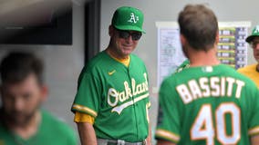 Padres hire Oakland Athletics's Bob Melvin as manager