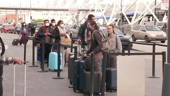 US Airlines brace for tough holiday season, busy 2022