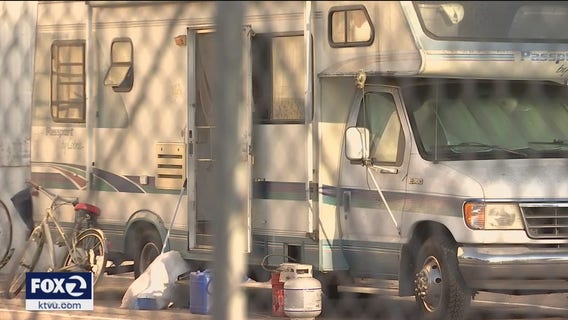 Berkeley RV owners resist city street sweep