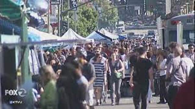 First Fridays in Oakland return, 1st time since pandemic