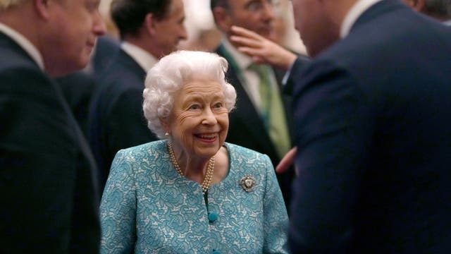 Queen Elizabeth accepts medical advice to rest, cancels trip
