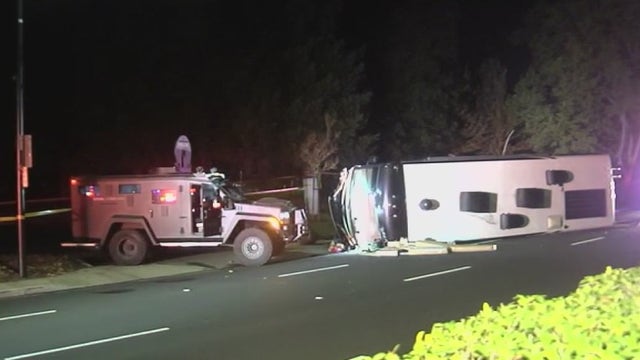 Police chase involving stolen motorhome ends with dramatic crash outside San Ramon City Hall