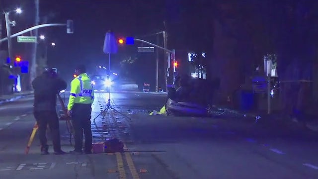 Deadly crash on Burlingame on wet road