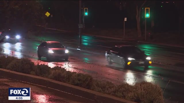 Bay Area hit with another round of rain-storm related PG&E power outages