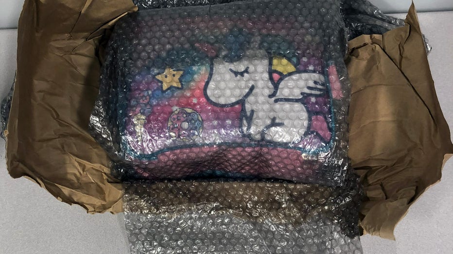 19e177e0-02232021-unicorn-Lunchbox.jpg