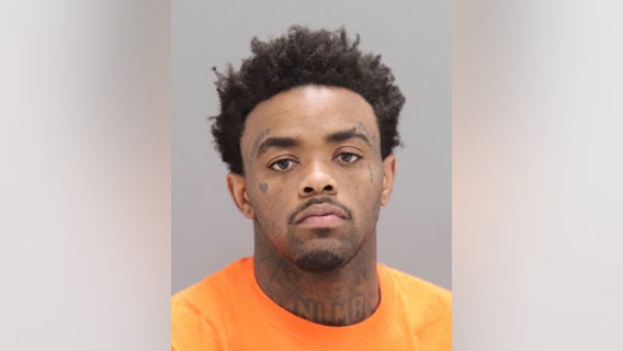 Armed robbery suspect captured inside Pleasanton mall following chase