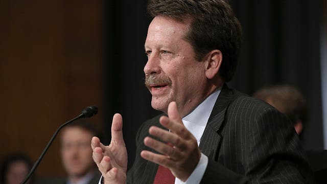 Biden picks former FDA chief Robert Califf to lead agency again