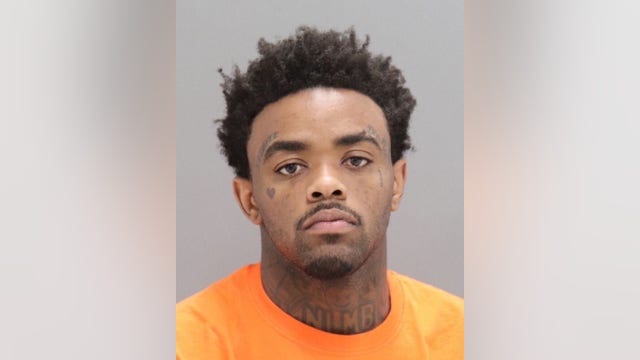 Armed robbery suspect captured inside Pleasanton mall following chase