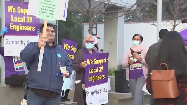 2,000 Kaiser mental health clinicians walk out during sympathy strike
