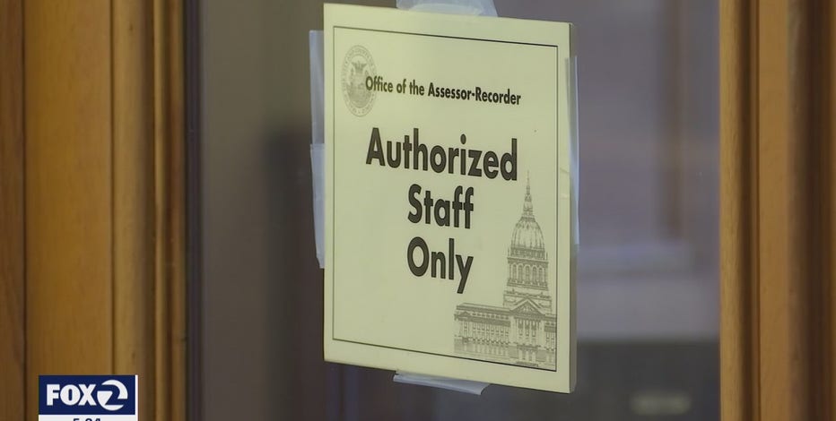 San Francisco City Hall employees back in office after more than a year of working remotely