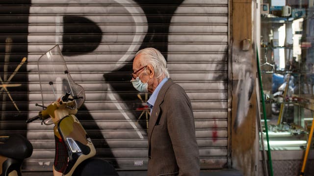 Greece to impose monthly fine on unvaccinated residents over 60