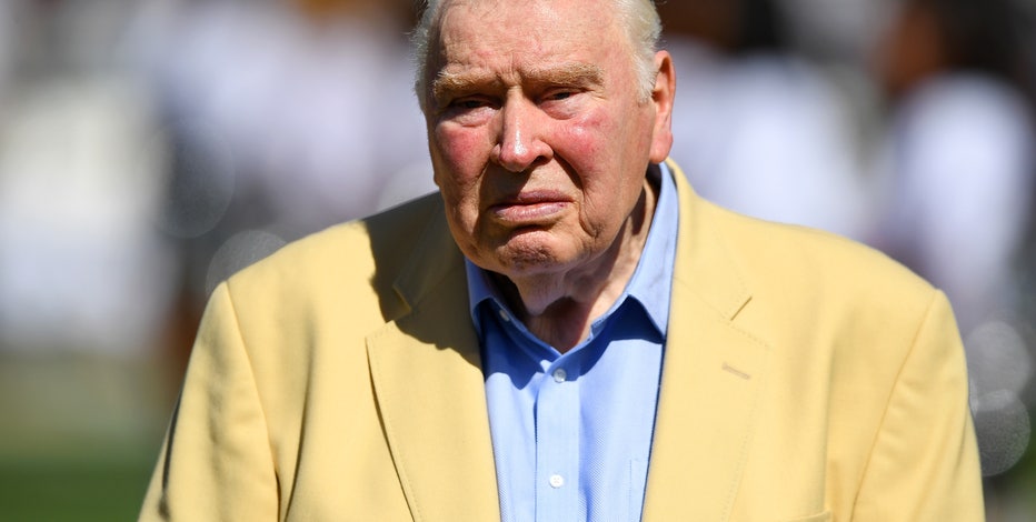 John Madden, former NFL coach and sportscaster, dies at 85