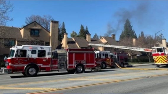 San Jose firefighter injured after falling off roof