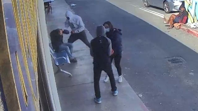 Video: Oakland man robbed at gunpoint, punched, thrown to the ground