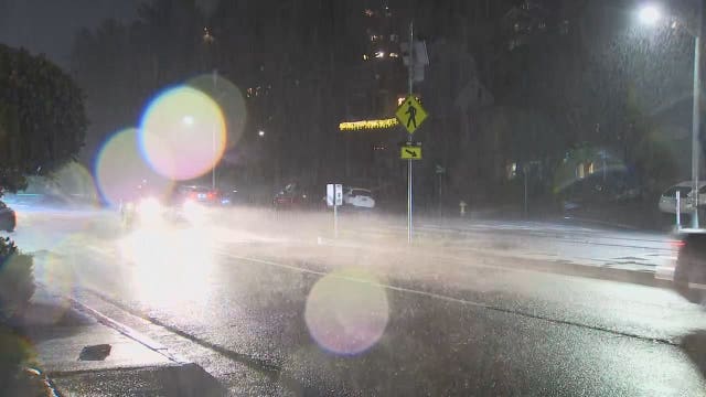 Cold snap, scattered showers end 44 days of no rain in Bay Area