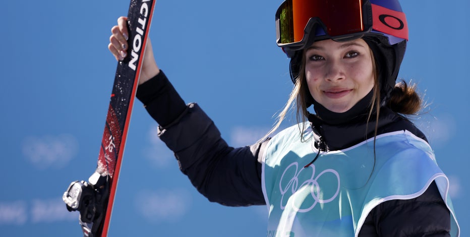 Freestyle Skier Eileen Gu Still Lives With Her Mom And Grandma In SF