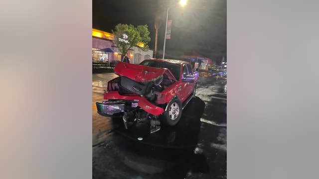 Solo crash in Concord takes down power line