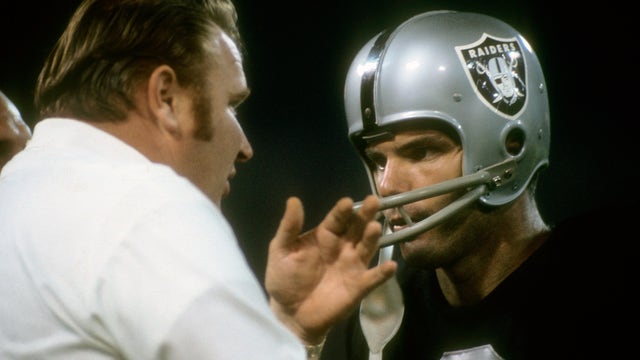 Former Raiders QB Daryle Lamonica dies at age 80