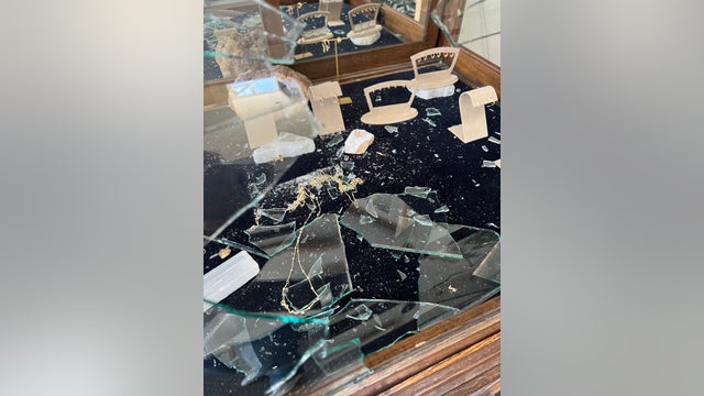 Thieves target San Francisco jewelry shop