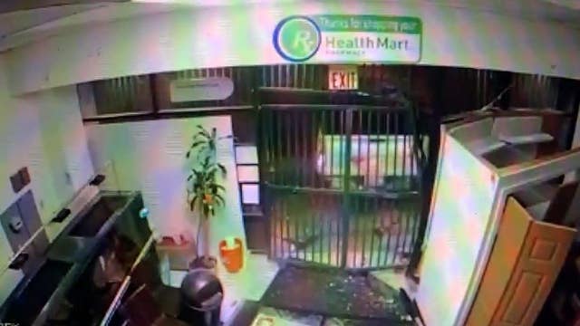 Burglars ram truck into Oakland Chinatown pharmacy