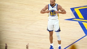Curry, Warriors rally past Mavs for 2-0 lead in West finals