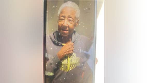 Oakland police seek missing at-risk elderly woman