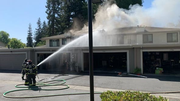 San Jose apartment building catches on fire