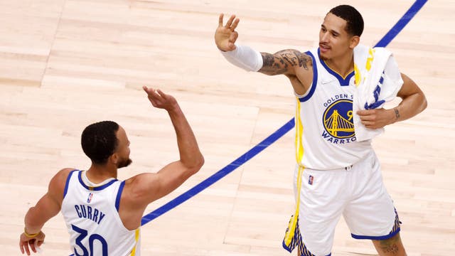 Warriors 1 win away from sweeping Mavericks after Game 3 victory