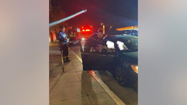 San Francisco firefighters, police help woman give birth to twins in car