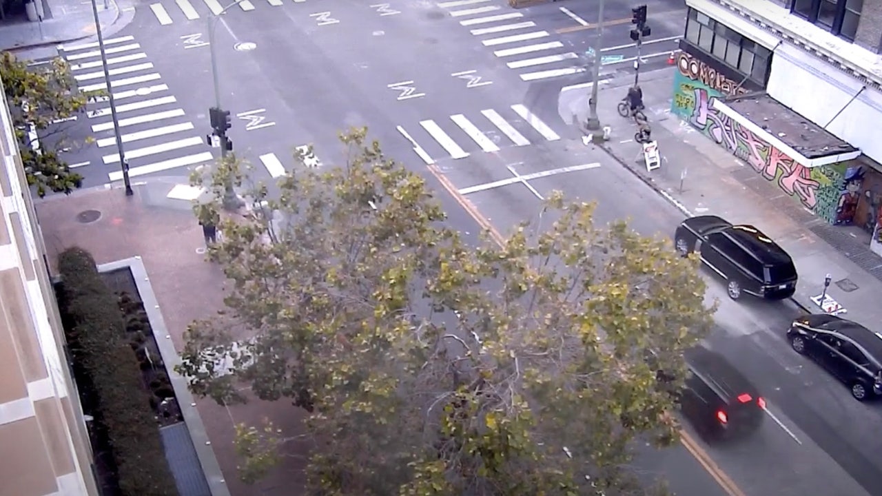 Father killed while biking with his kids in Oakland hit-and-run - Vimarsana News