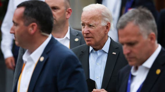 US officials return to Venezuela amid gas price hike