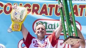 Bay Area's Joey Chestnut competing for 15th hot dog eating championship on crutches