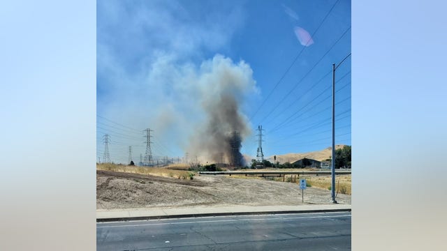 Update: firefighters stop forward progress of Pittsburg brush fire