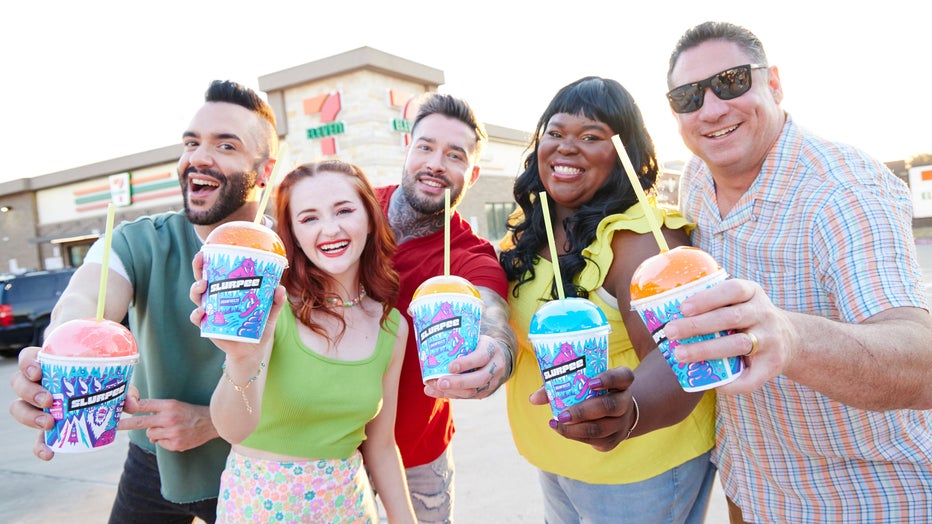 Slurpee_Day_2022_1421875517_1198.jpg