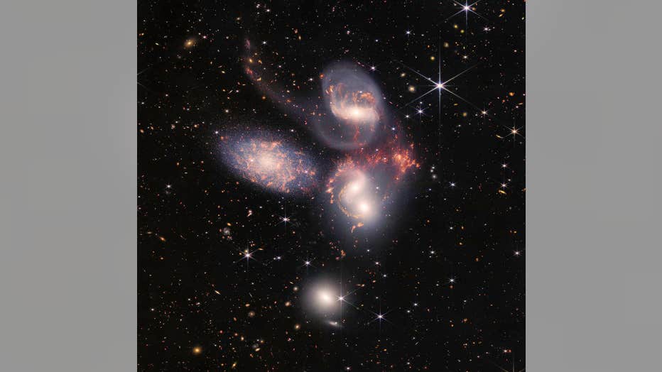 main_image_galaxies_stephans_quintet_sq_nircam_miri_final-5mb.jpg
