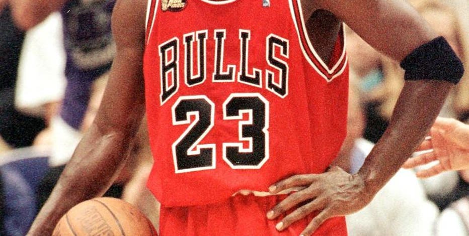 Michael Jordan's 1998 NBA Finals jersey up for auction