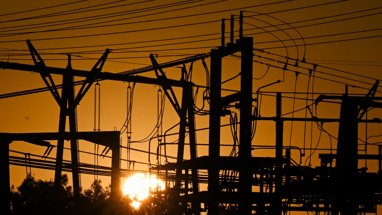 PG&E gives heads up to half a million customers to prepare for potential rotating outages - Vimarsana News