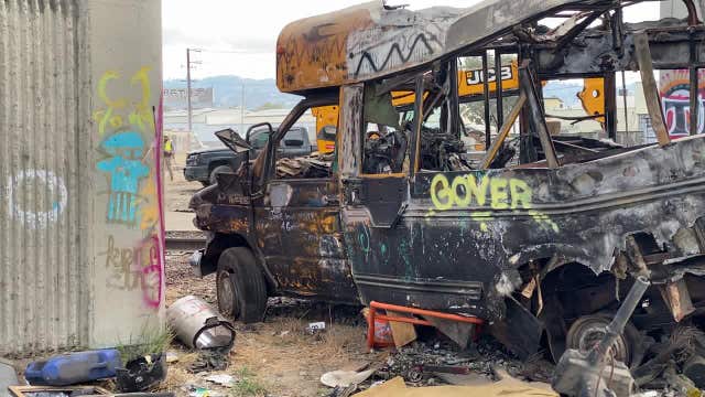 Oakland homeless encampment undergoes another phase of evictions