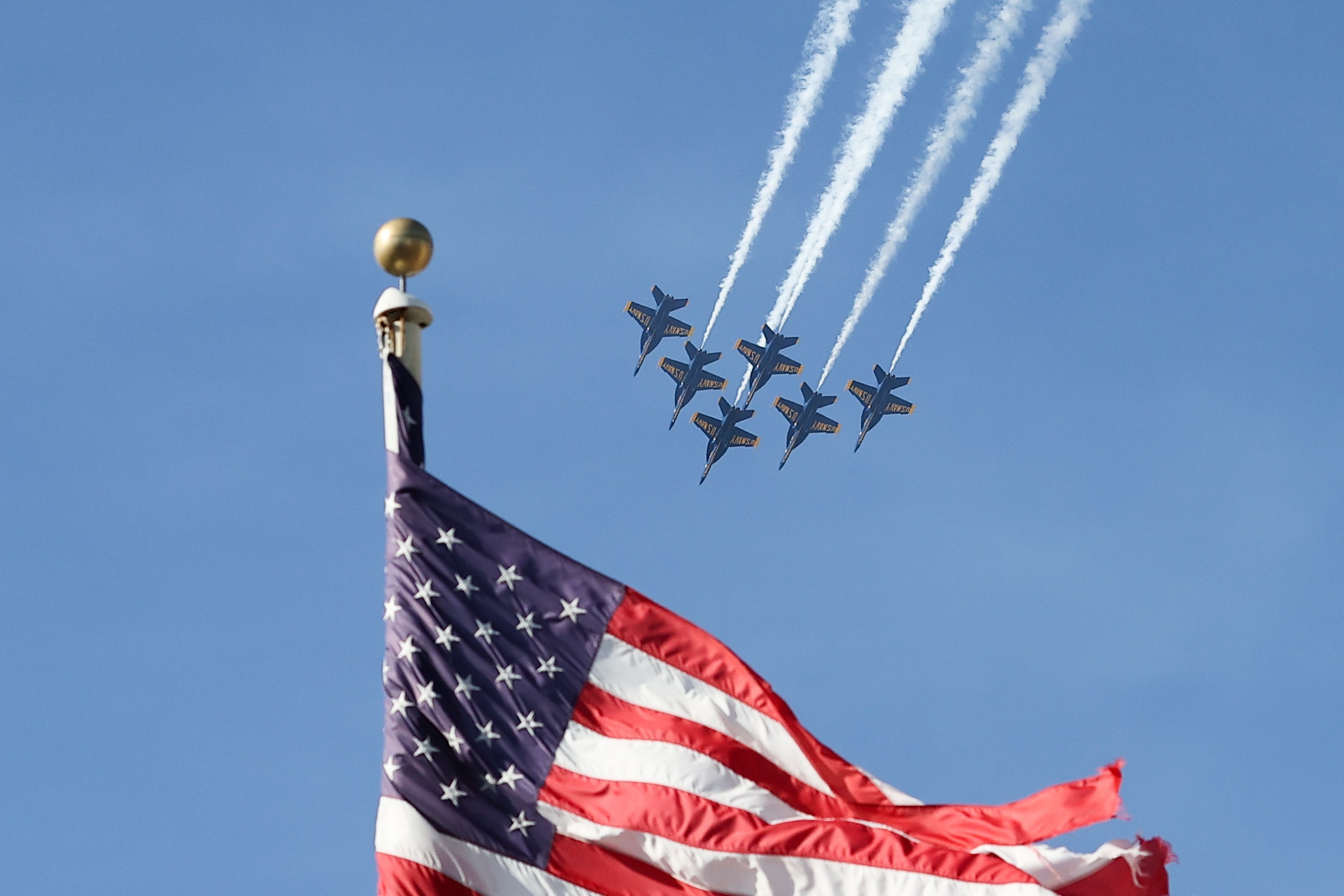 Fleet Week airshow cut short, Blue Angels canceled
