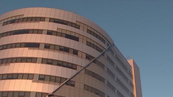 Alta Bates hospital nurses start 5-day strike in Oakland and Berkeley