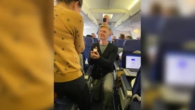 Love is in the air: Southwest pilot proposes to girlfriend during flight