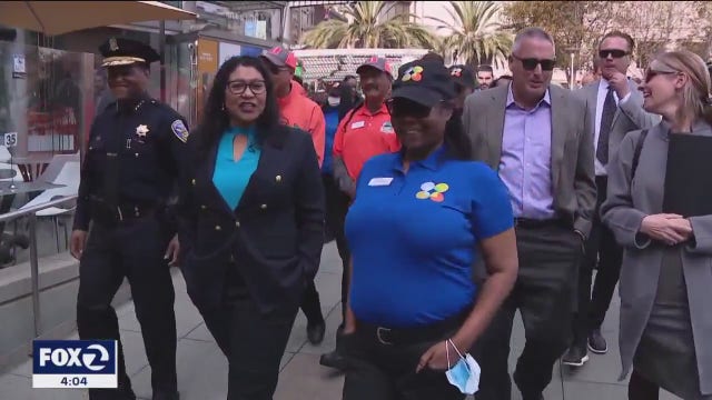 Merchants wary after San Francisco camera-shop armed robbery