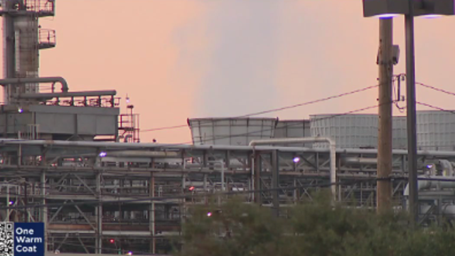 Mysterious white powder found in neighborhoods near Martinez Refinery