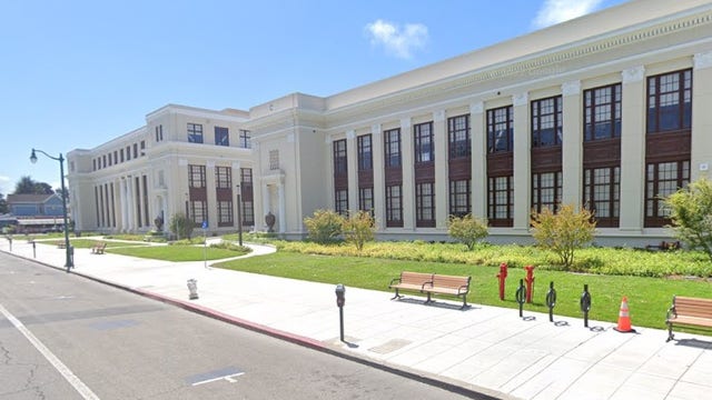 'Whites only' and 'Blacks only' tagged in Alameda High restroom