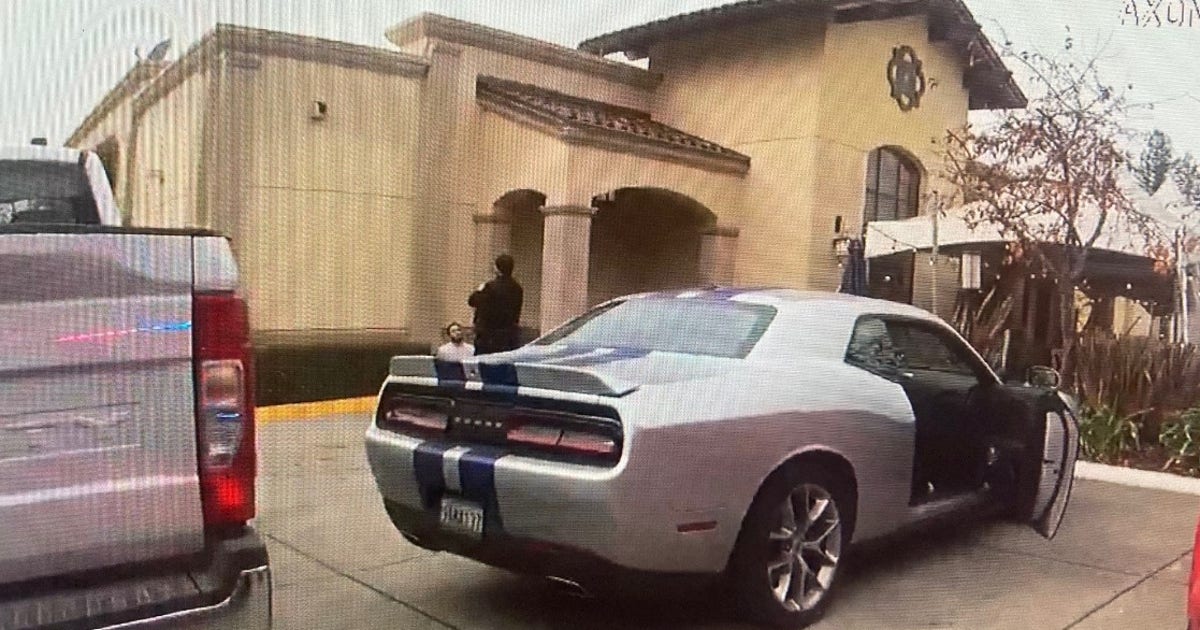 Tourists bloodied after man attacks them at hotel: Petaluma Police