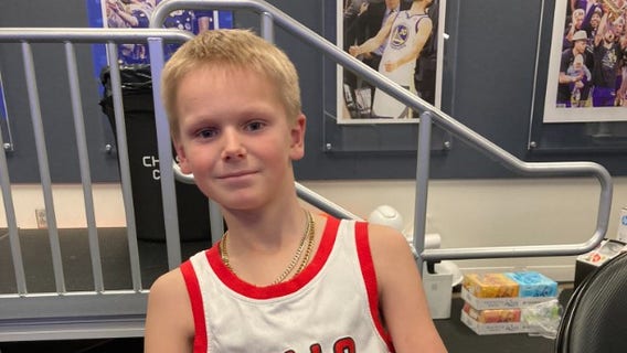 Steve Kerr's Doppelganger makes special visit to Warriors game