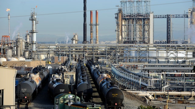 California considers penalties for oil companies over price gouging